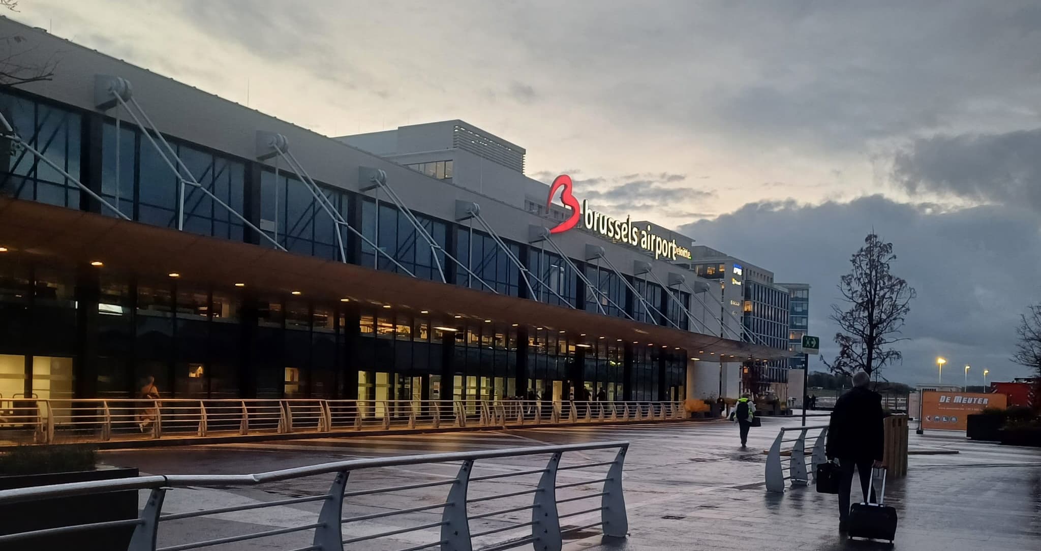 Interieur de l'aeroport de Bruxelles